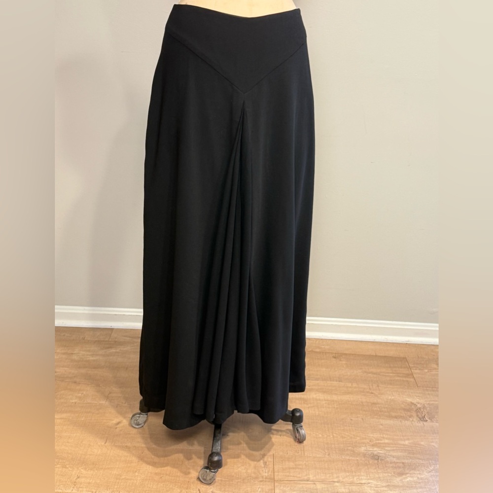 Morgane le Fay Black Wool and chiffon skirt